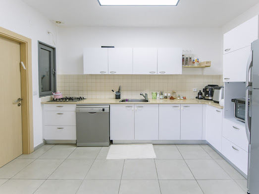 פסגות 3 חדרים 10