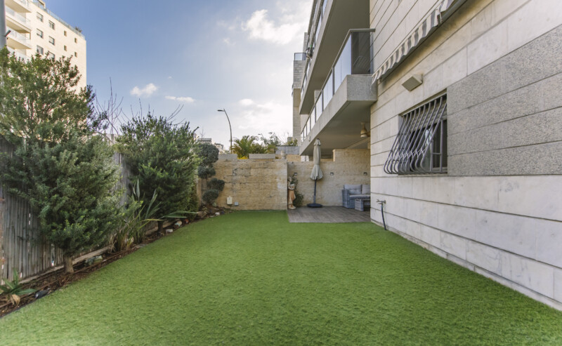 פסגות 5 חדרים דירת גן-30