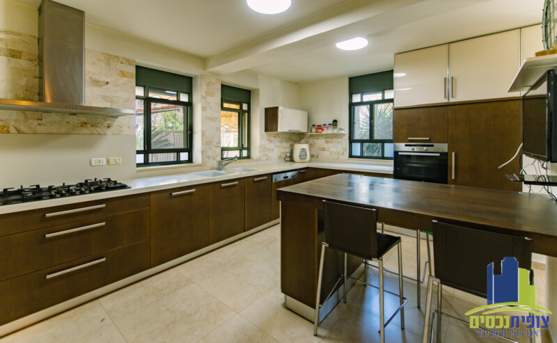 וילה בגבעת טל 9LOGO-22